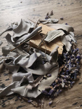 Load image into Gallery viewer, Cleansing bundle, purifying set, palo santo, selenite wand, smudging, white sage, lavender, smudge kit, feathers, wicca, spell, witch gift.