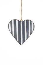 Load image into Gallery viewer, Bengal Stripe Heart: Large
