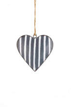 Load image into Gallery viewer, Bengal Stripe Heart: Large
